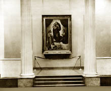 На выставке Дрезденской галереи. 1955г. ''Сикстинская Мадонна''
